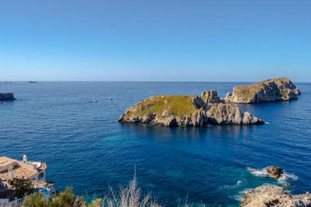 La magnifique et diversifiée réserve marine de Malgrats, près de Majorque